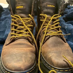 [SOLD] DR MARTENS Platform “Crazy Horse” Oiled Leather work boots, size 8.5 W